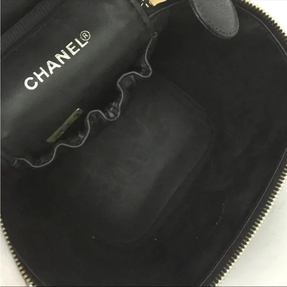 AUTH Black Chanel CC Leather Grained Calfskin Vanity Bag - Picture 9 of 14